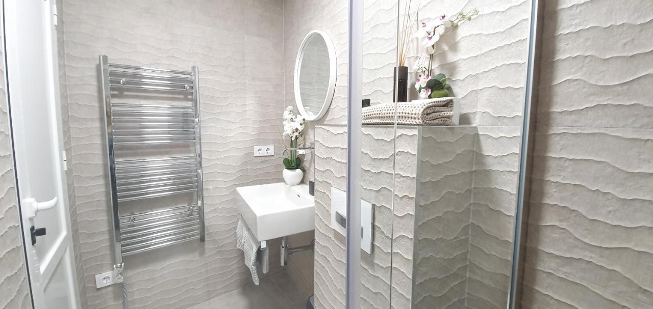 Seahouse By Jelena Apartment Bibinje Phòng bức ảnh